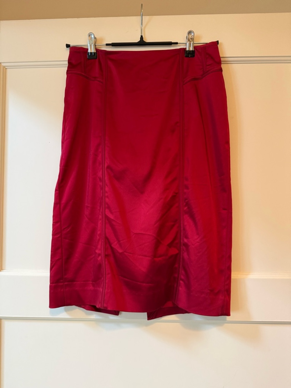 White House Black Market Fuchsia Pencil Skirt